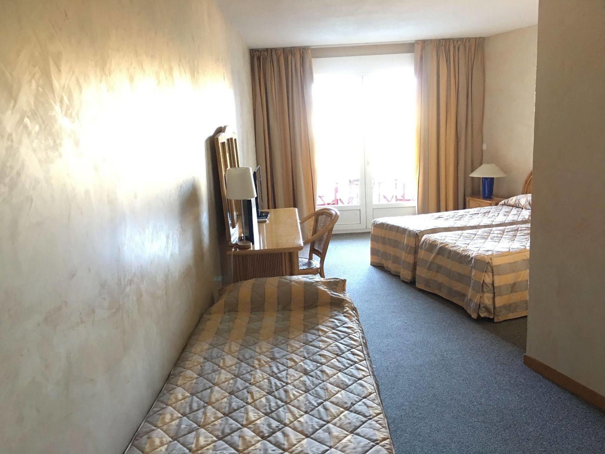 פורטו-וישיו Hotel Le Tilbury מראה חיצוני תמונה